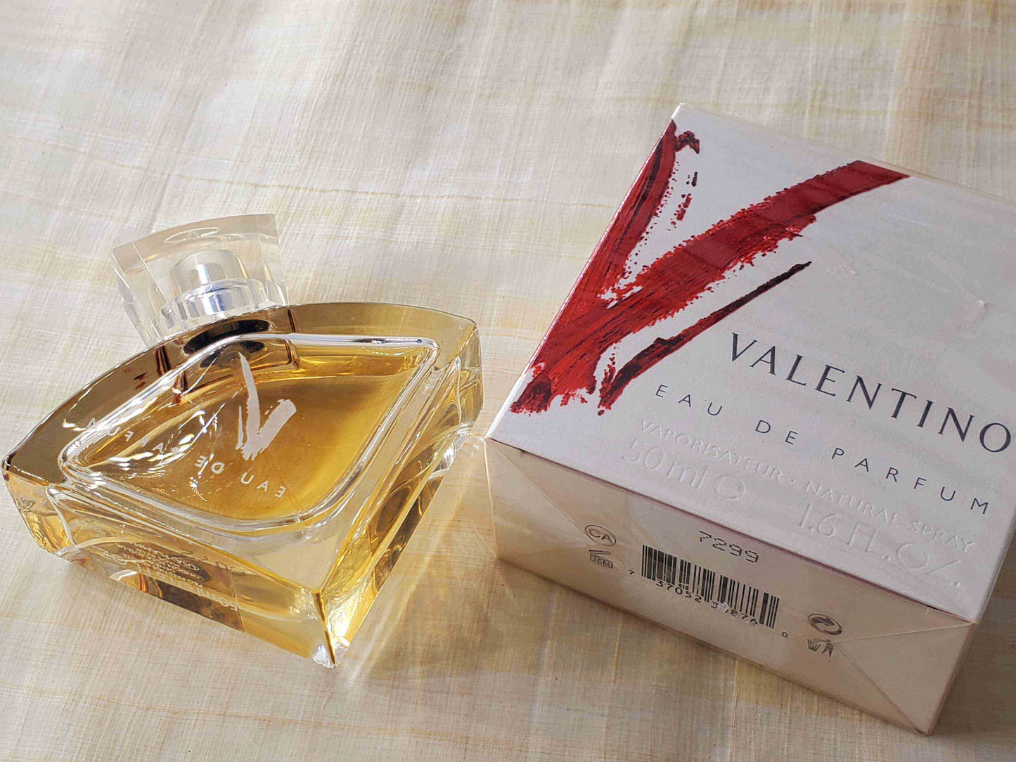 Valentino V Pour Femme EDP Spray 90 ml 3 oz OR 50 ml 1.7 oz OR 30 ml 1 oz, Vintage, Rare