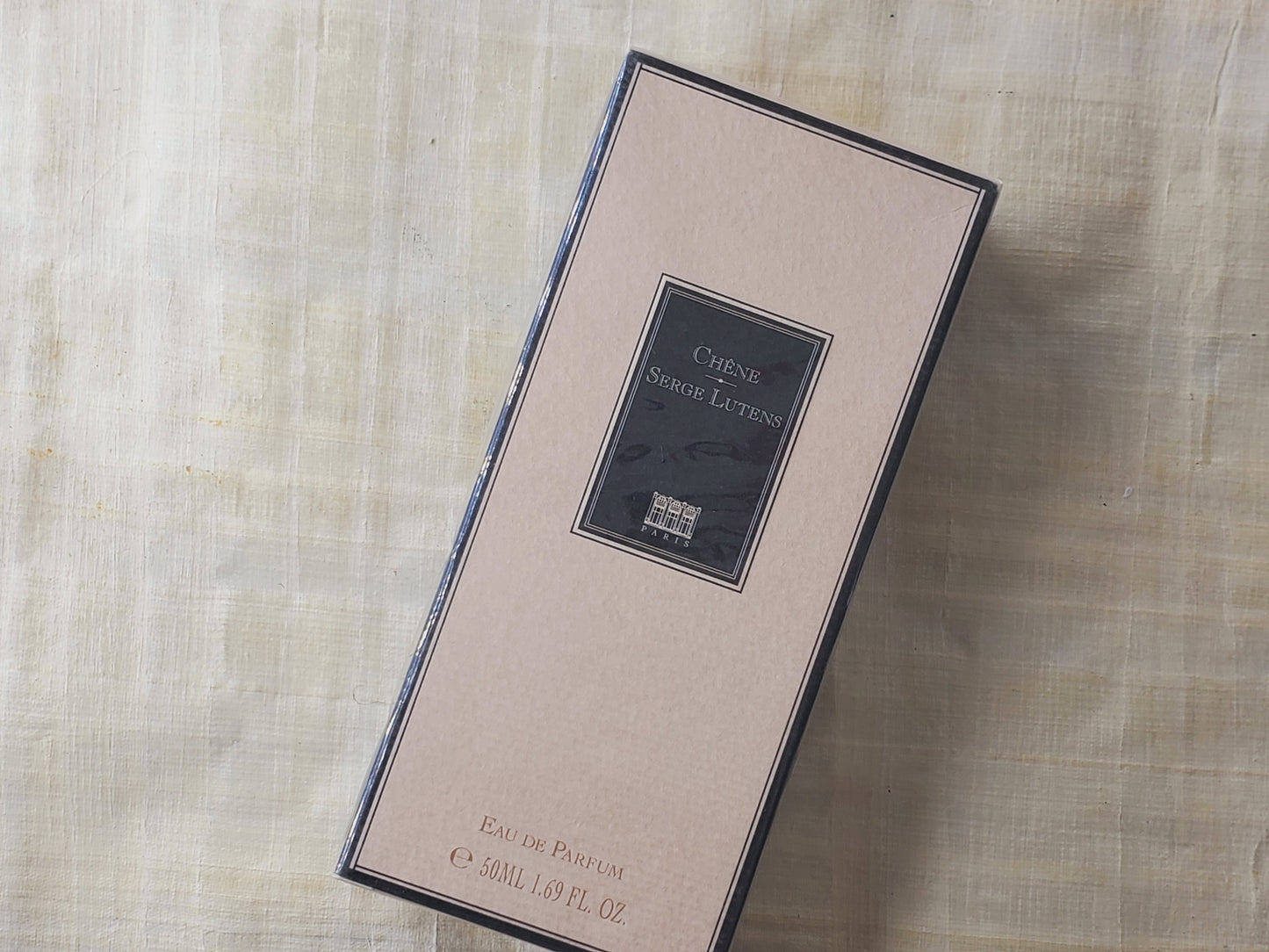 Chene Serge Lutens (Shiseido version) Unisex EDP Spray 50 ml 1.7 oz, Vintage, Rare