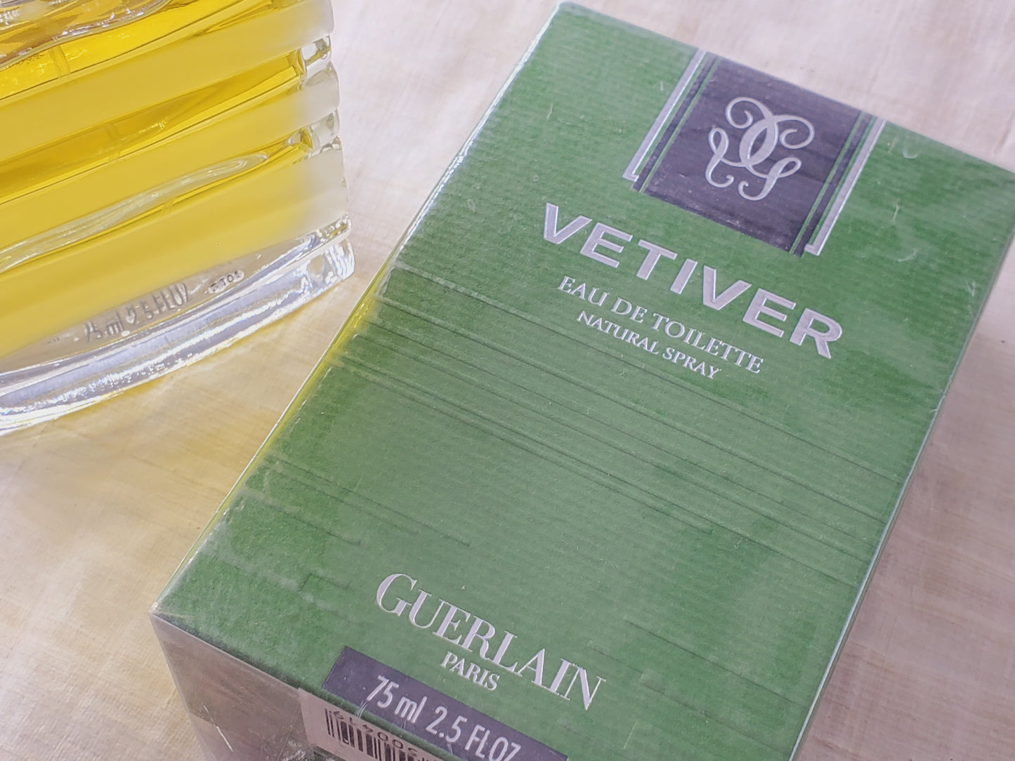 Guerlain Vetiver for men EDT Spray 75 ml 2.5 oz, Vintage 2000's Version, Sealed